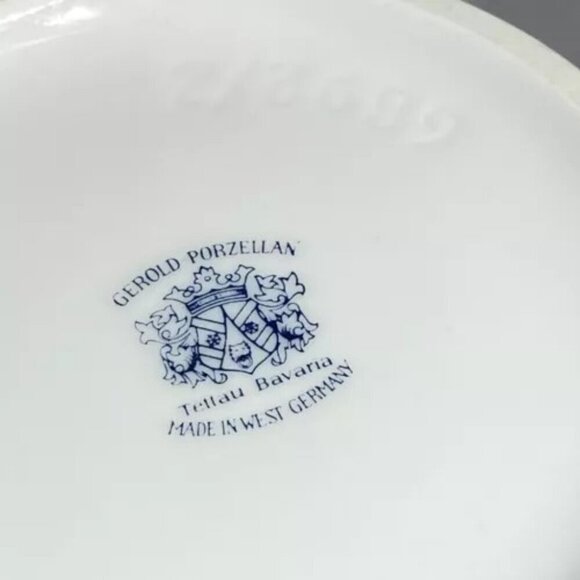 Gerold Porzellan Tettau Bavaria Painted Flower Vases Collectible 2 Piece Set Vtg - Picture 12 of 16